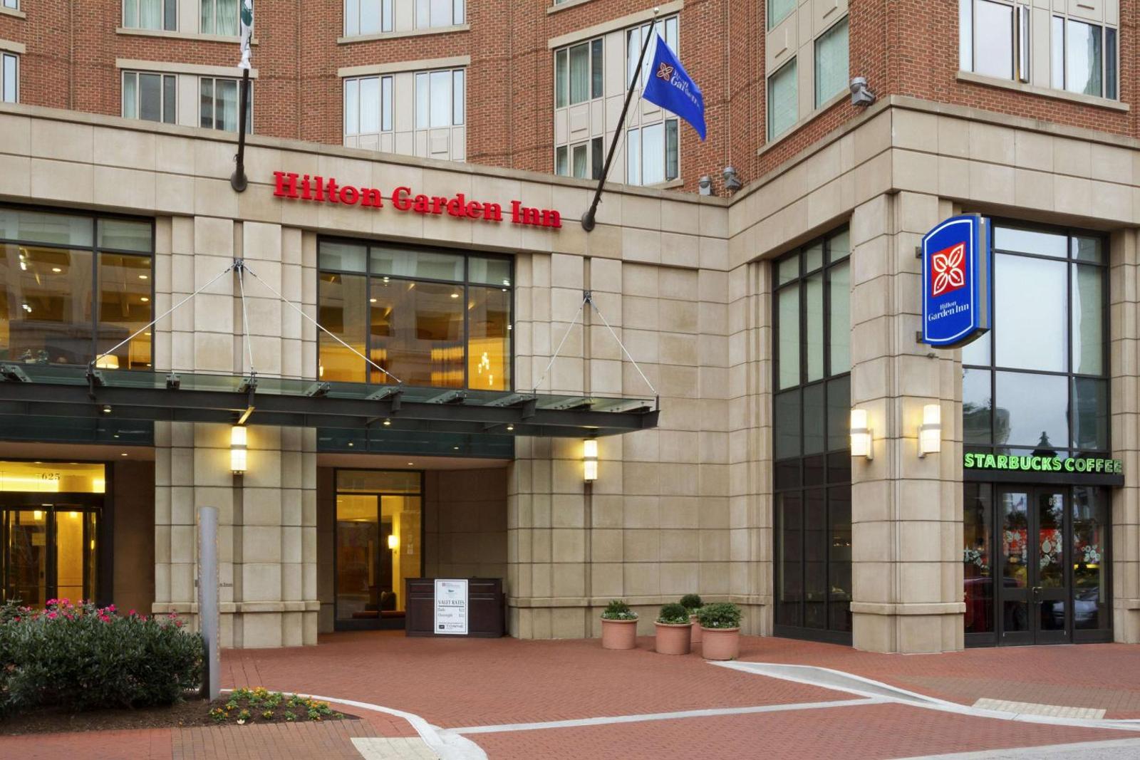 Hilton Garden Inn Baltimore Inner Harbor banner image